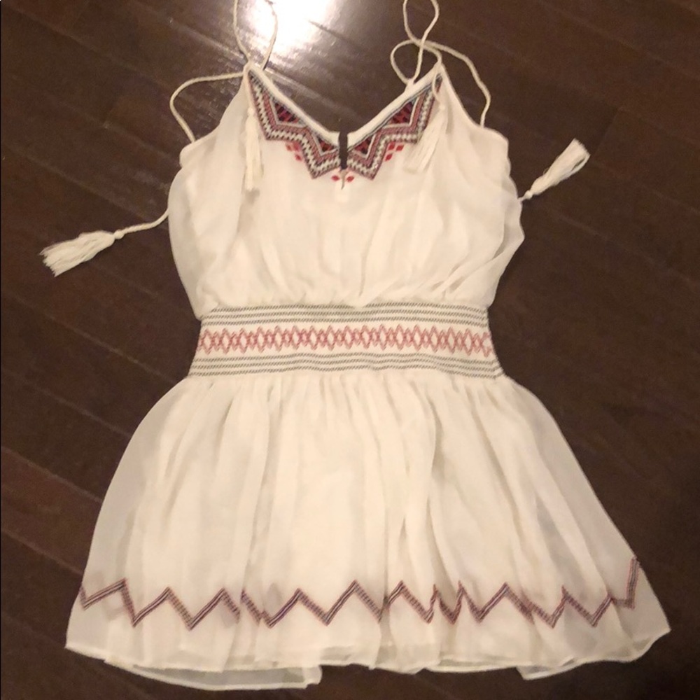 White embroidered summer short dress